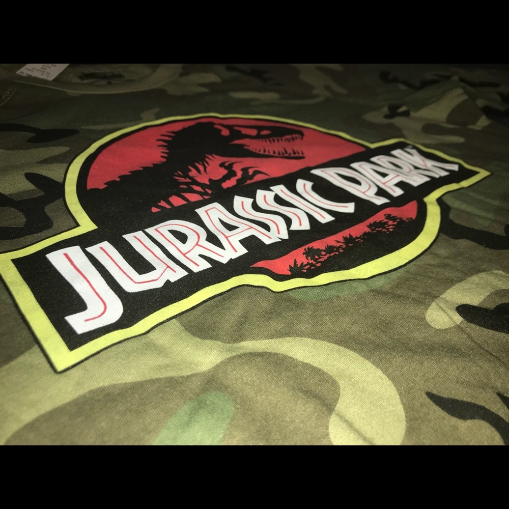 Young Men’s Vintage Camo Jurassic Park L/S T-Shirt